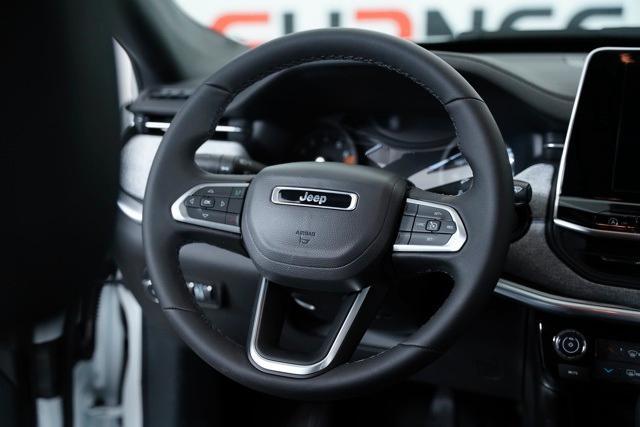 new 2025 Jeep Compass car, priced at $25,789