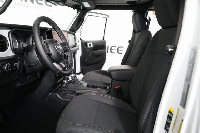 new 2025 Jeep Gladiator car, priced at $41,103