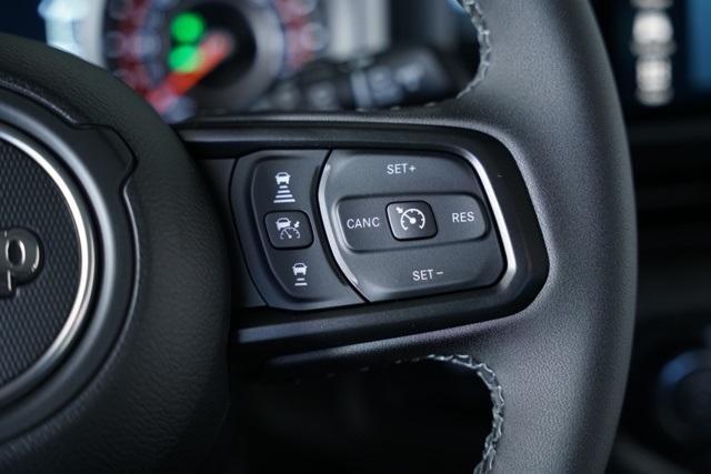 new 2026 Jeep Wrangler car, priced at $43,476