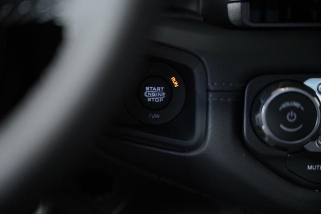new 2025 Jeep Gladiator car, priced at $48,228