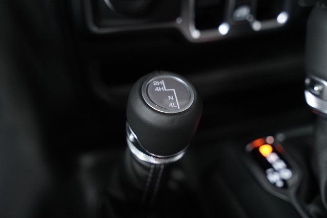 new 2025 Jeep Gladiator car, priced at $48,228