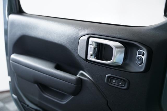 new 2026 Jeep Wrangler car, priced at $43,476