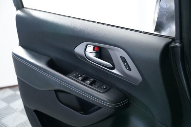 used 2022 Chrysler Pacifica car, priced at $28,999