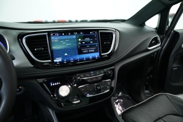 used 2022 Chrysler Pacifica car, priced at $28,999