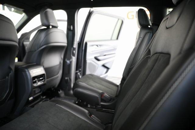 new 2025 Jeep Grand Cherokee L car, priced at $43,834