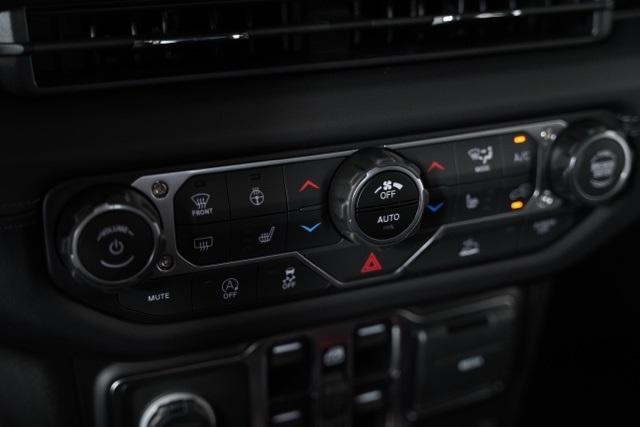 new 2025 Jeep Gladiator car, priced at $46,763