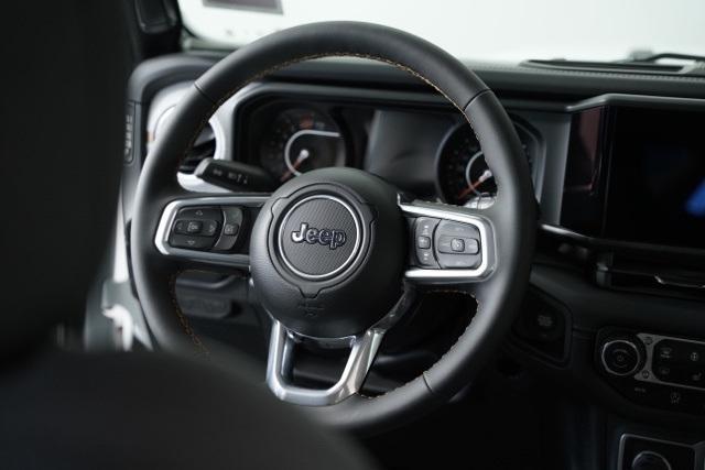 new 2025 Jeep Wrangler car, priced at $45,907