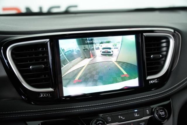 new 2026 Chrysler Pacifica car, priced at $39,069