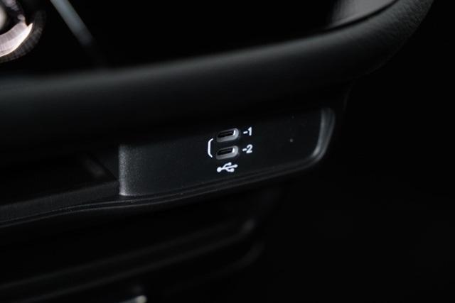 new 2026 Chrysler Pacifica car, priced at $39,069