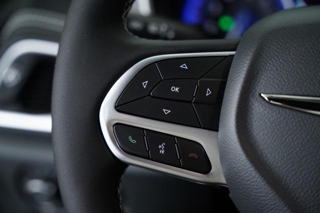 new 2026 Chrysler Pacifica car, priced at $39,069