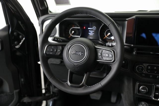new 2025 Jeep Wrangler car, priced at $44,433