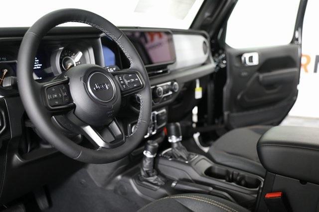 new 2025 Jeep Wrangler car, priced at $44,433