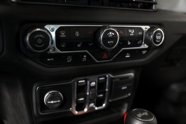 new 2025 Jeep Wrangler car, priced at $44,433