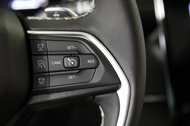new 2025 Jeep Grand Cherokee L car, priced at $42,194