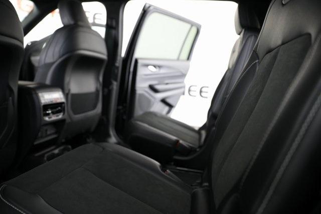 new 2025 Jeep Grand Cherokee L car, priced at $42,194
