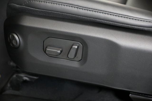 new 2025 Jeep Gladiator car, priced at $52,136