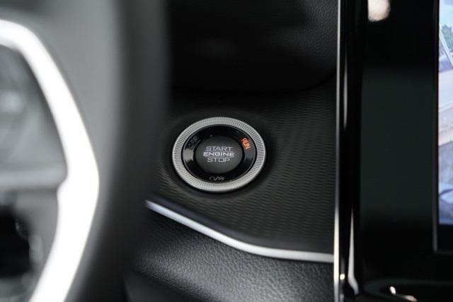 new 2025 Jeep Grand Cherokee L car, priced at $44,084