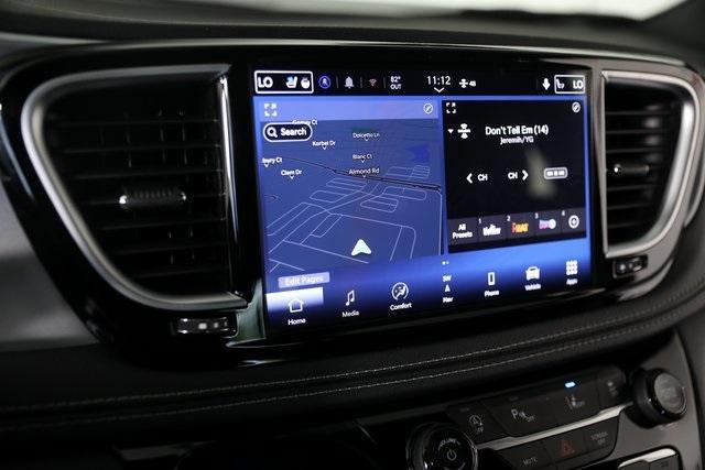 new 2025 Chrysler Pacifica car, priced at $45,002
