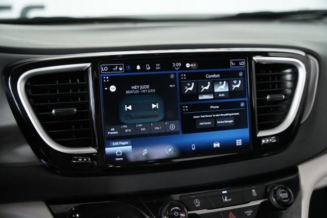 used 2022 Chrysler Pacifica car, priced at $19,385