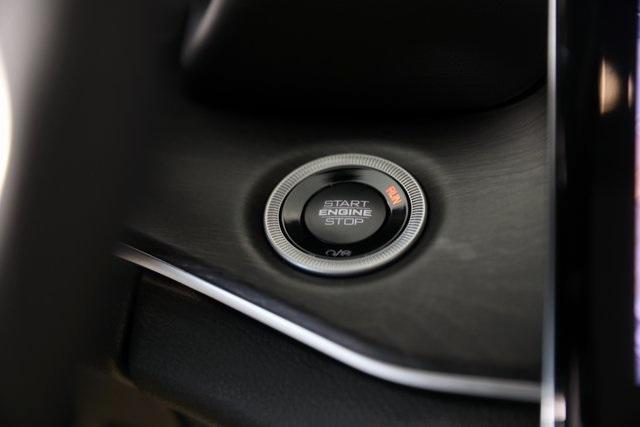 new 2025 Jeep Grand Cherokee car, priced at $45,684