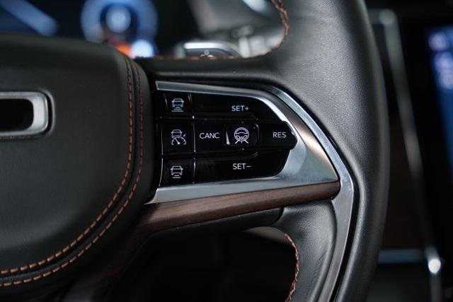 used 2022 Jeep Grand Cherokee car, priced at $43,654