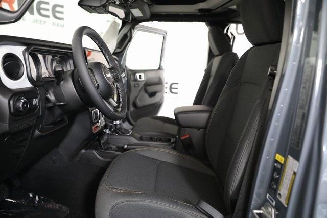 new 2025 Jeep Wrangler car, priced at $52,396