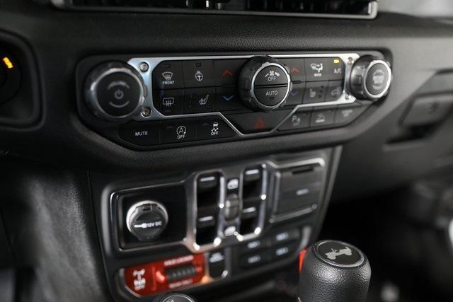 new 2025 Jeep Wrangler car, priced at $52,396