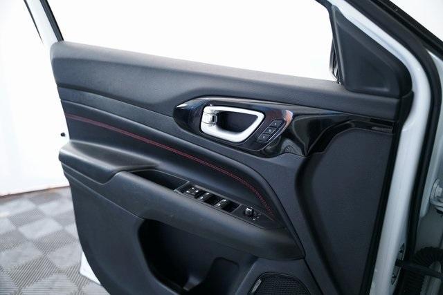 used 2022 Jeep Compass car, priced at $20,777