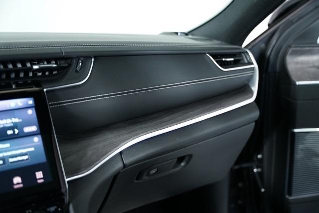 used 2021 Jeep Grand Cherokee L car, priced at $33,333