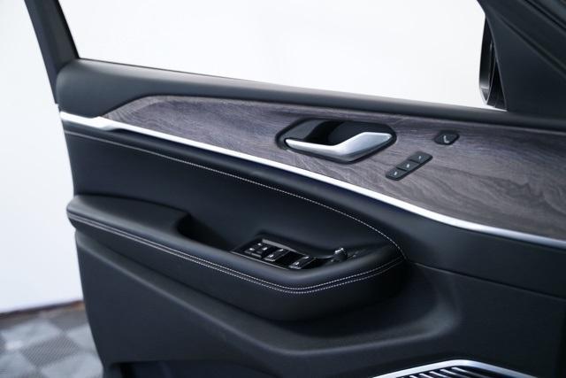 used 2021 Jeep Grand Cherokee L car, priced at $33,333