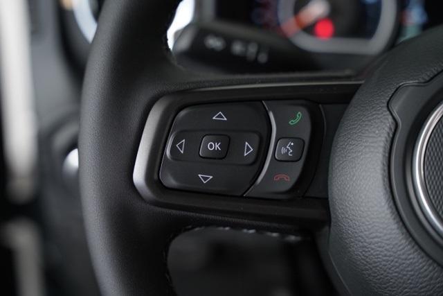 new 2025 Jeep Gladiator car, priced at $41,839