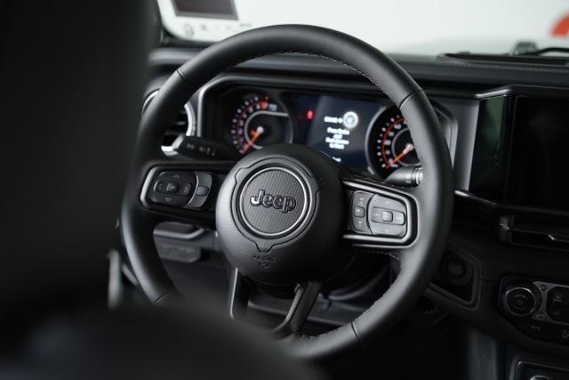 new 2025 Jeep Gladiator car, priced at $41,839