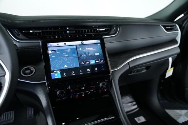 new 2025 Jeep Grand Cherokee L car, priced at $47,693