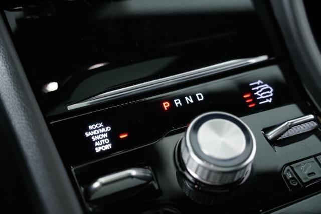 used 2022 Jeep Grand Cherokee car, priced at $34,299