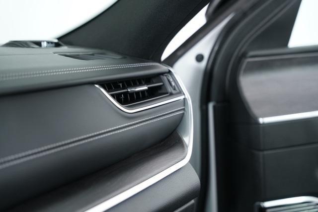 used 2022 Jeep Grand Cherokee car, priced at $34,299