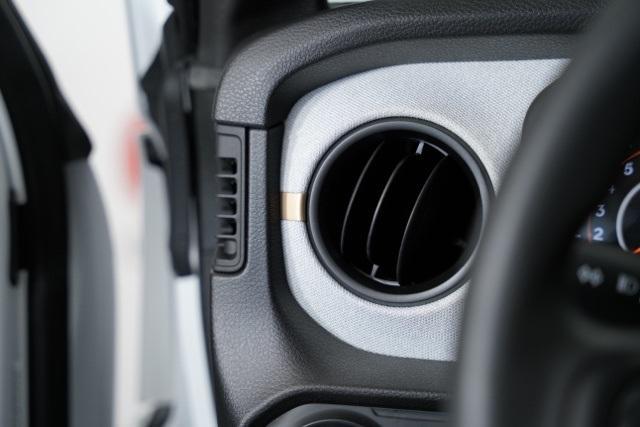 new 2025 Jeep Gladiator car, priced at $39,527