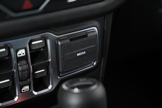 new 2025 Jeep Gladiator car, priced at $36,520