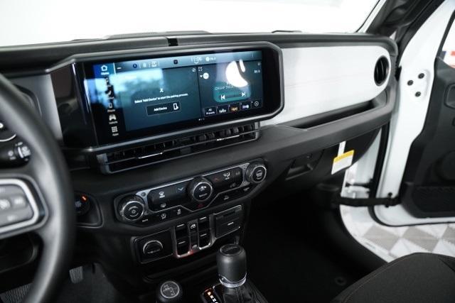 new 2025 Jeep Gladiator car, priced at $36,520