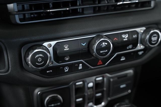 new 2025 Jeep Gladiator car, priced at $39,527
