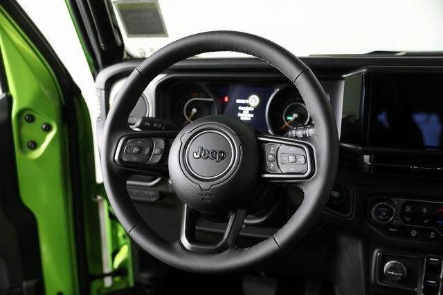 new 2025 Jeep Wrangler car, priced at $46,300