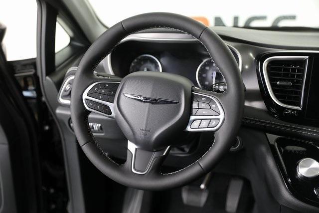 new 2026 Chrysler Pacifica car, priced at $39,014