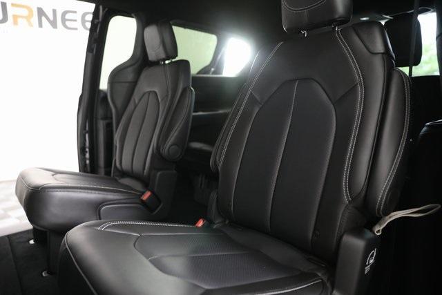 new 2026 Chrysler Pacifica car, priced at $39,014