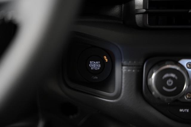 new 2025 Jeep Gladiator car, priced at $54,454