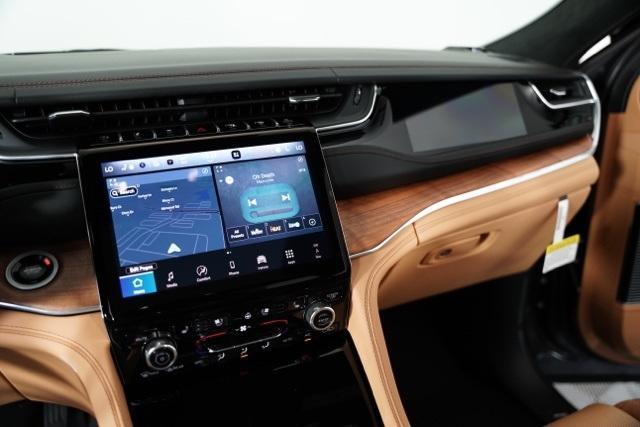 new 2025 Jeep Grand Cherokee car, priced at $59,890