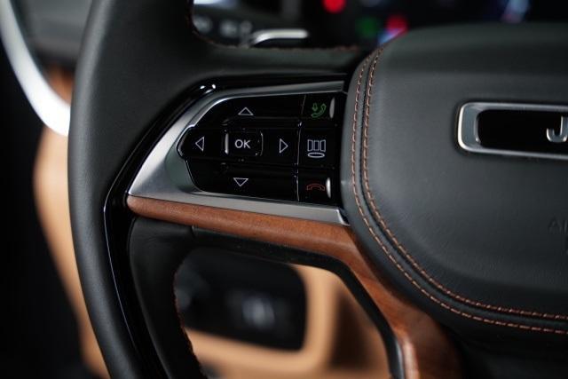 new 2025 Jeep Grand Cherokee car, priced at $59,890