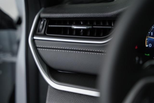 new 2025 Jeep Grand Cherokee L car, priced at $43,304