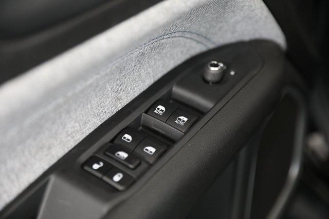 new 2025 Jeep Compass car, priced at $26,117