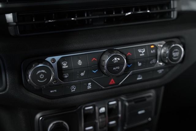 new 2025 Jeep Wrangler car, priced at $44,827