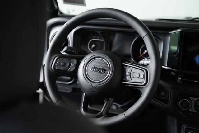 new 2025 Jeep Wrangler car, priced at $44,827