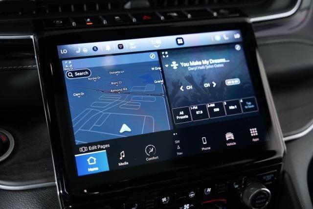 used 2022 Jeep Grand Cherokee car, priced at $36,403
